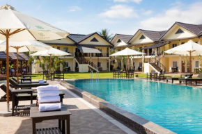 Отель Sansan Resort  Vang Vieng